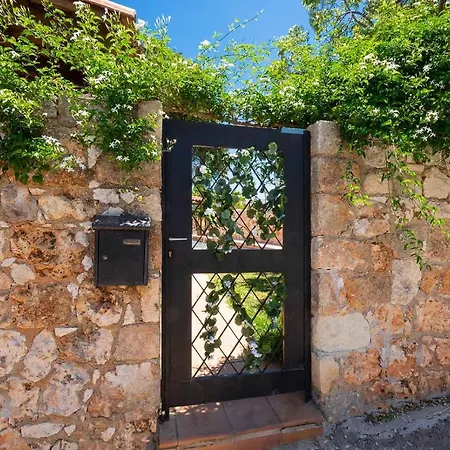 Giani By Posarellivillas